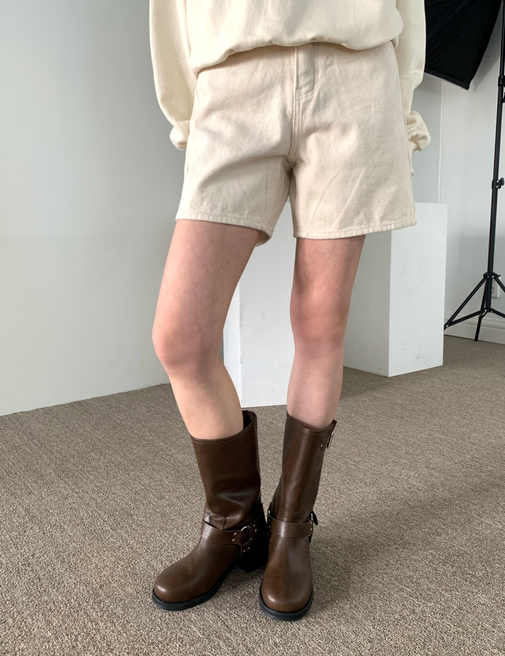 common shorts (네추럴)
