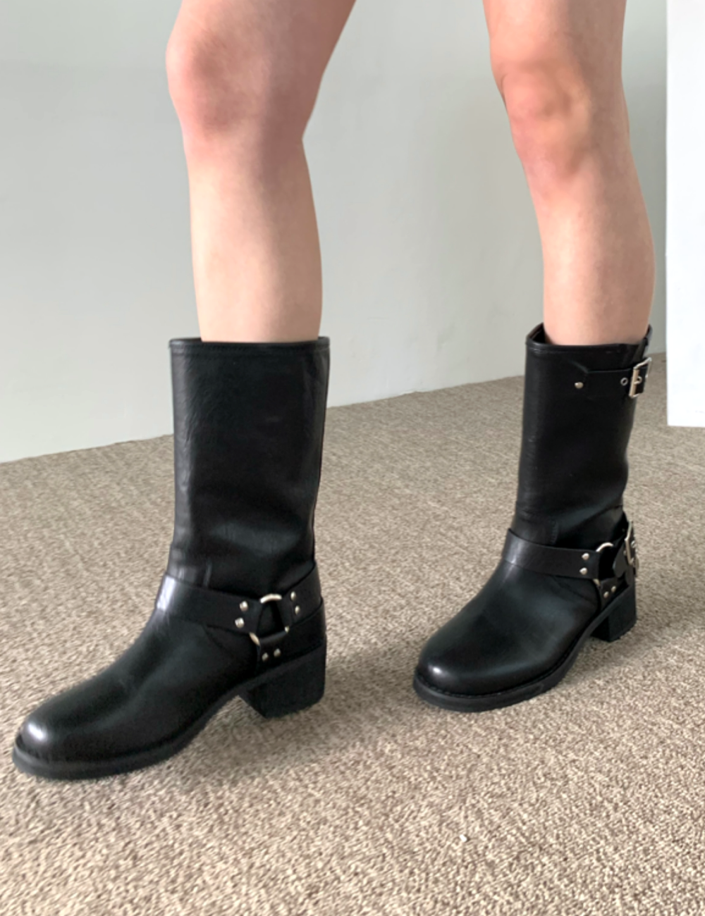 belted medium boots (블랙)
