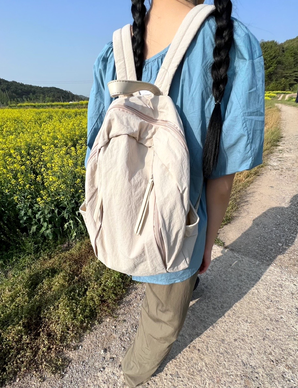 flat zipper backpack (아이보리)